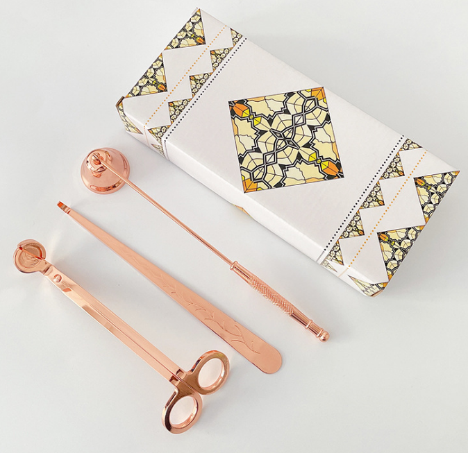 3 in 1 Candle Accessory Set - Thumbnail 2